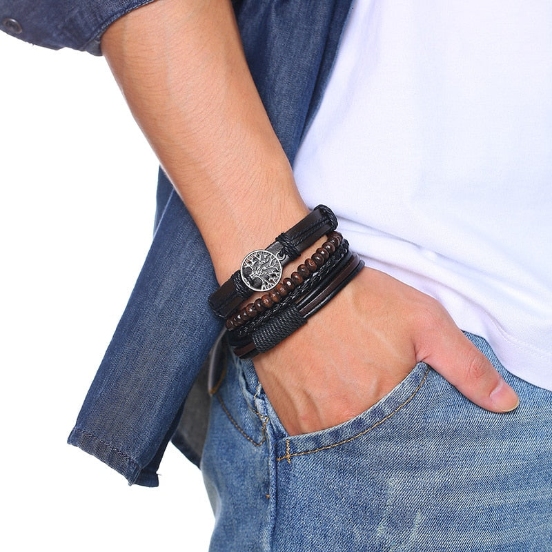 Armband Set, bestehend aus 4 verschiedenen Designs.