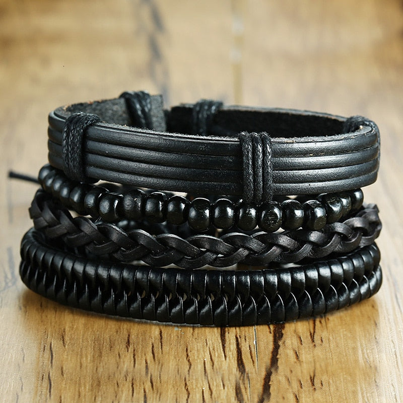 Armband Set, bestehend aus 4 verschiedenen Designs.